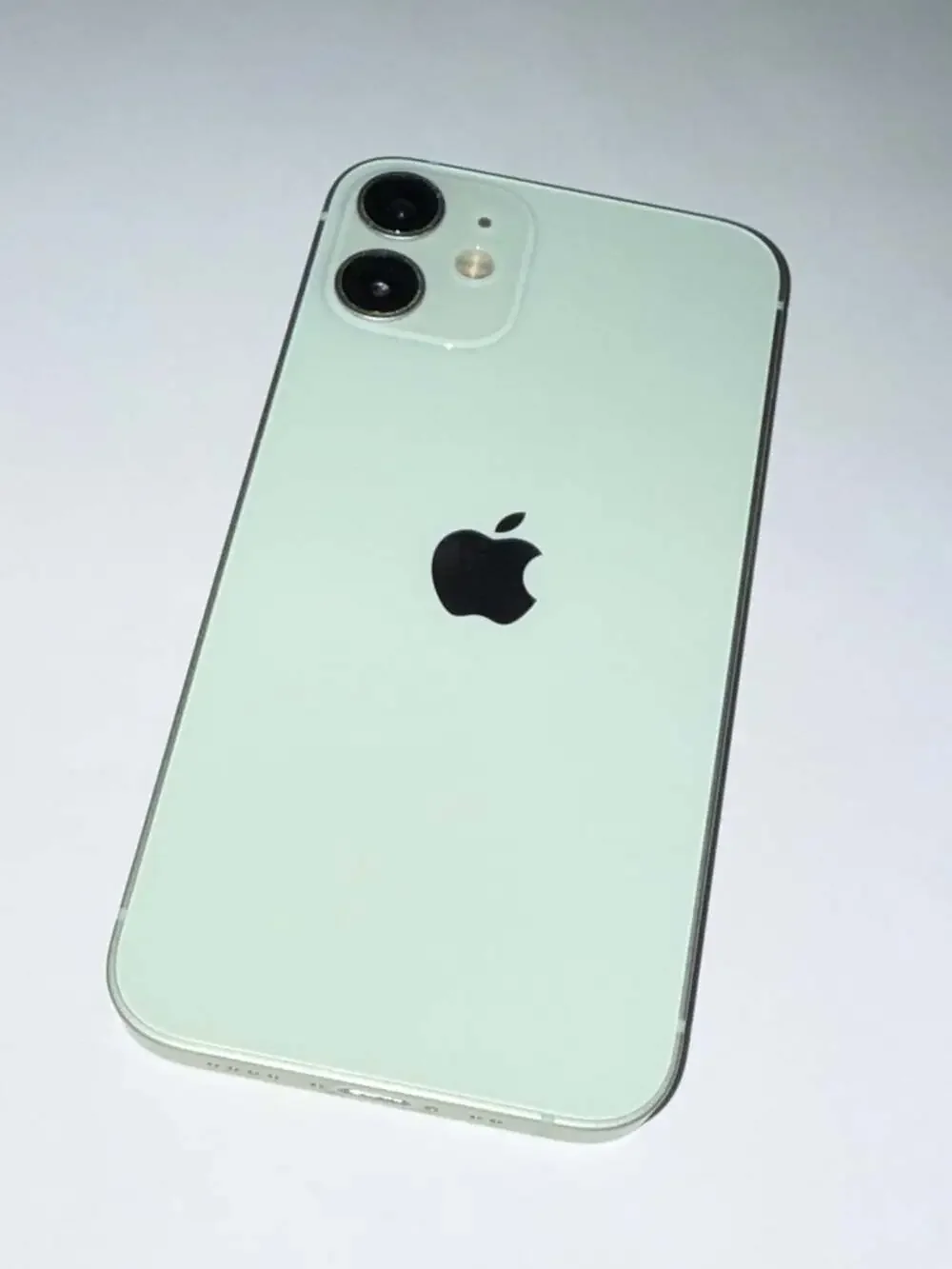 Apple iPhone 12 mini 64GB Green Unlocked Smartphone
